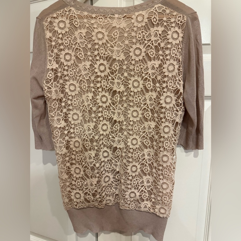 Intimissimi top. intimissimi is an Italian clothing label.
